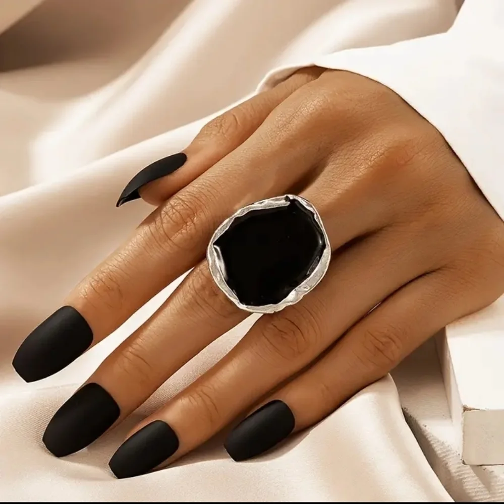 Silver Plated Uniquely Shaped Edge Black Oil drip Statement Ring